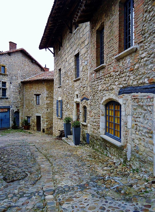 Quelques villages médiévaux de France à découvrir