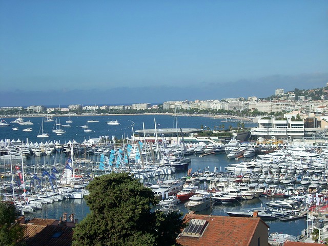 Visit the cities of the French Riviera with a cruise ship tour