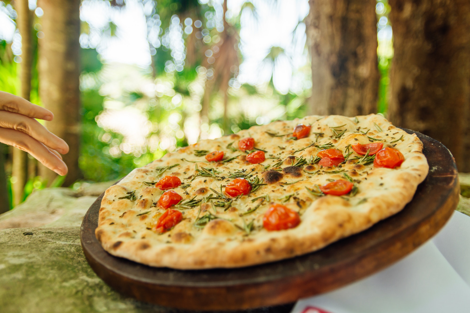 Les adresses incontournables pour savourer une vraie pizza à Naples